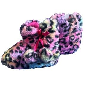 ⭐️ NWT- Capelli Colorful Leopard Print Kids Shoes- size 10/11